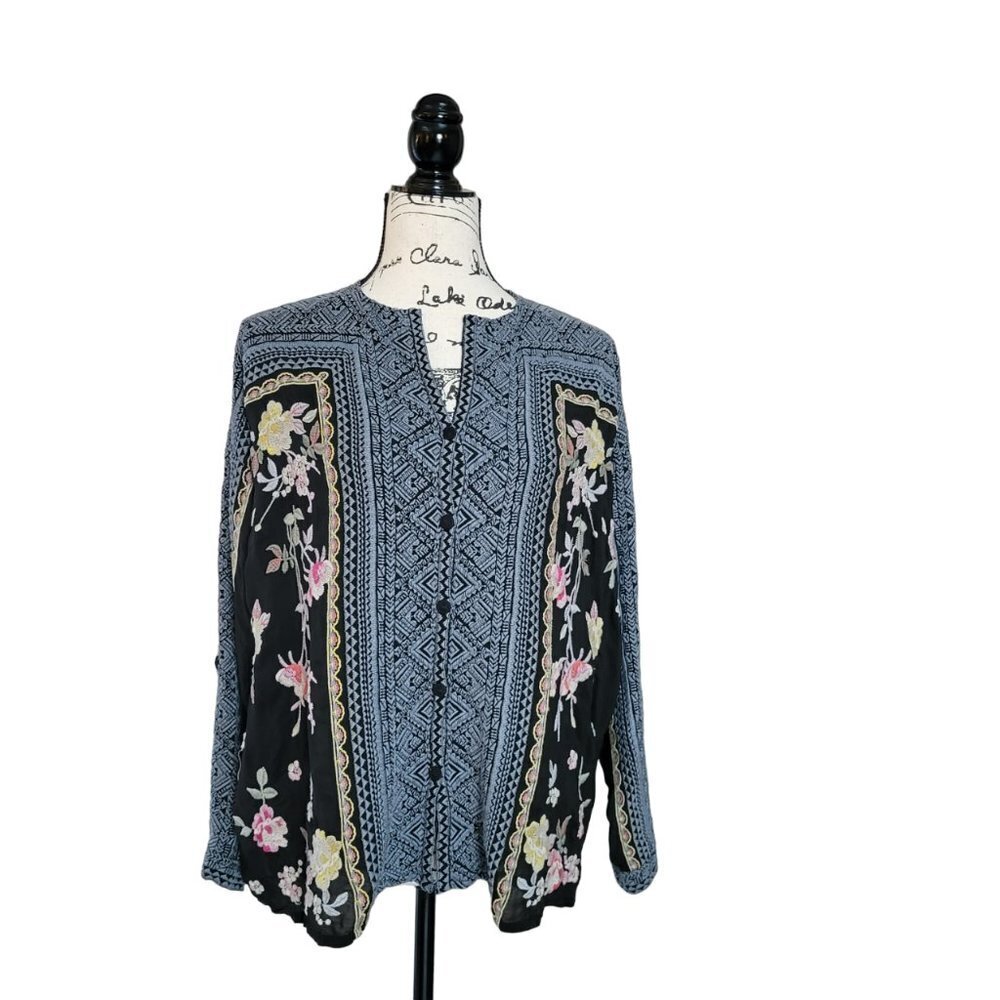 Johnny Was Embroidered Black Top - Size Small